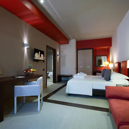 & Congressi Парма