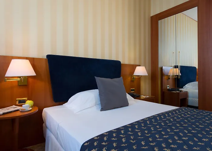 Voco & Congressi By Ihg Parma