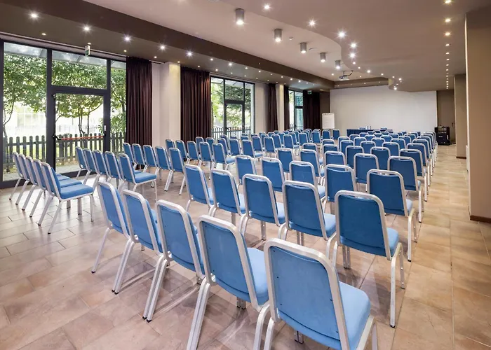 Voco & Congressi By Ihg Parma