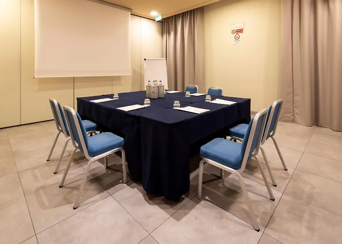 Voco & Congressi By Ihg Hotel Parma