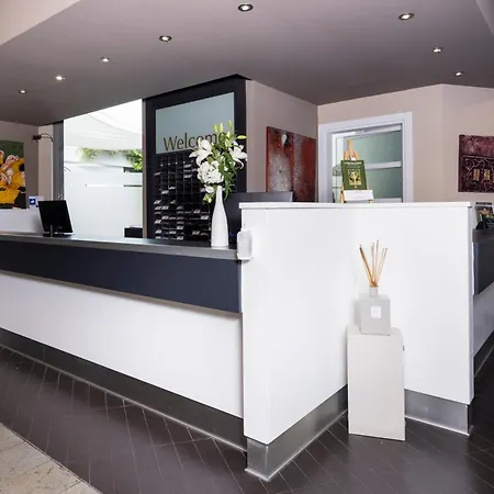 & Congressi Hotell 4*