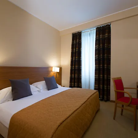 & Congressi Hotell 4*