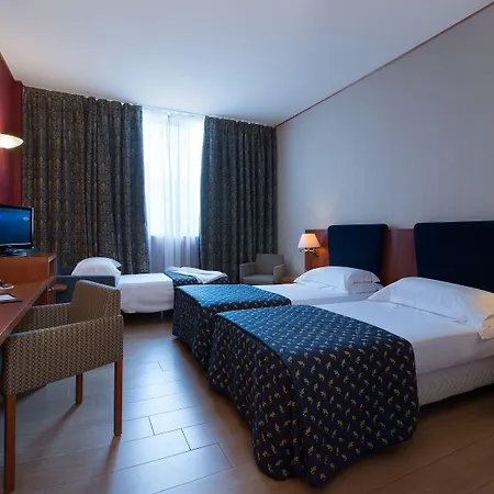 Voco & Congressi By Ihg Parma