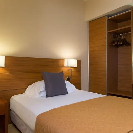 Voco & Congressi By Ihg 4* بارما